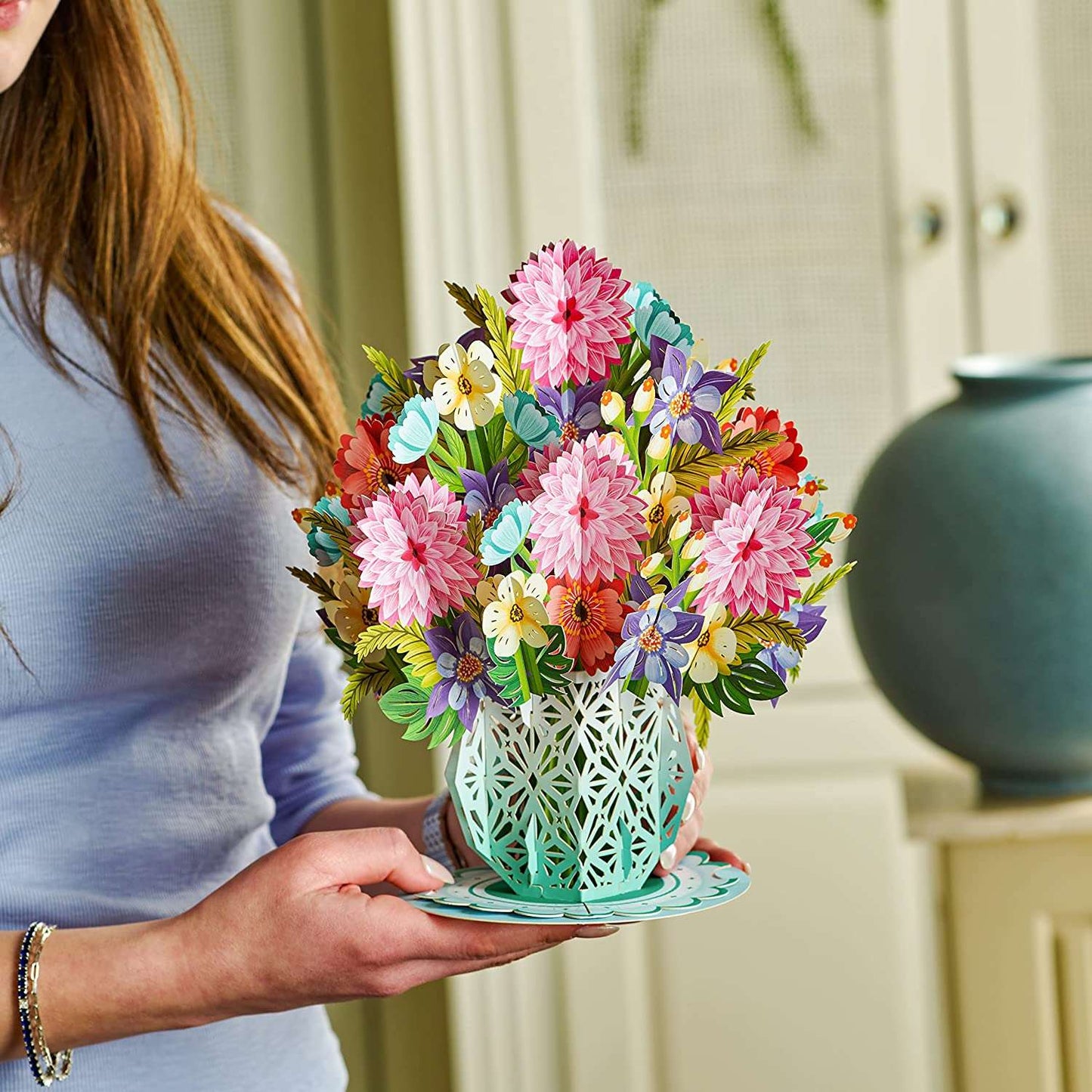 HugePop Spring Flower Bouquet Pop Up With Detachable Paper Flower